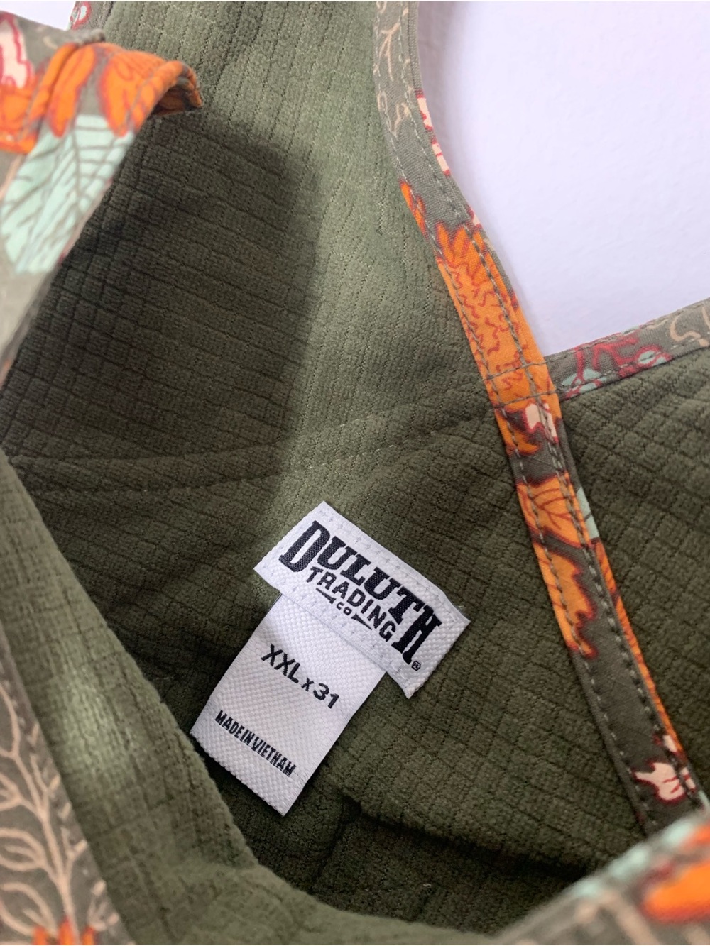 NWT Duluth XXL x31L Heirloom Gardening Lined Bib Overalls Loden Autumn Leaves - Picture 3 of 10